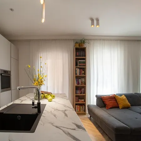 Apartment Great Location-luxury +free Parking Pula