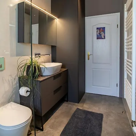 Great Location-luxury +free Parking * Pula
