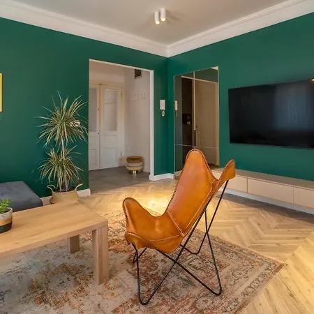 Apartment Great Location-luxury +free Parking *
